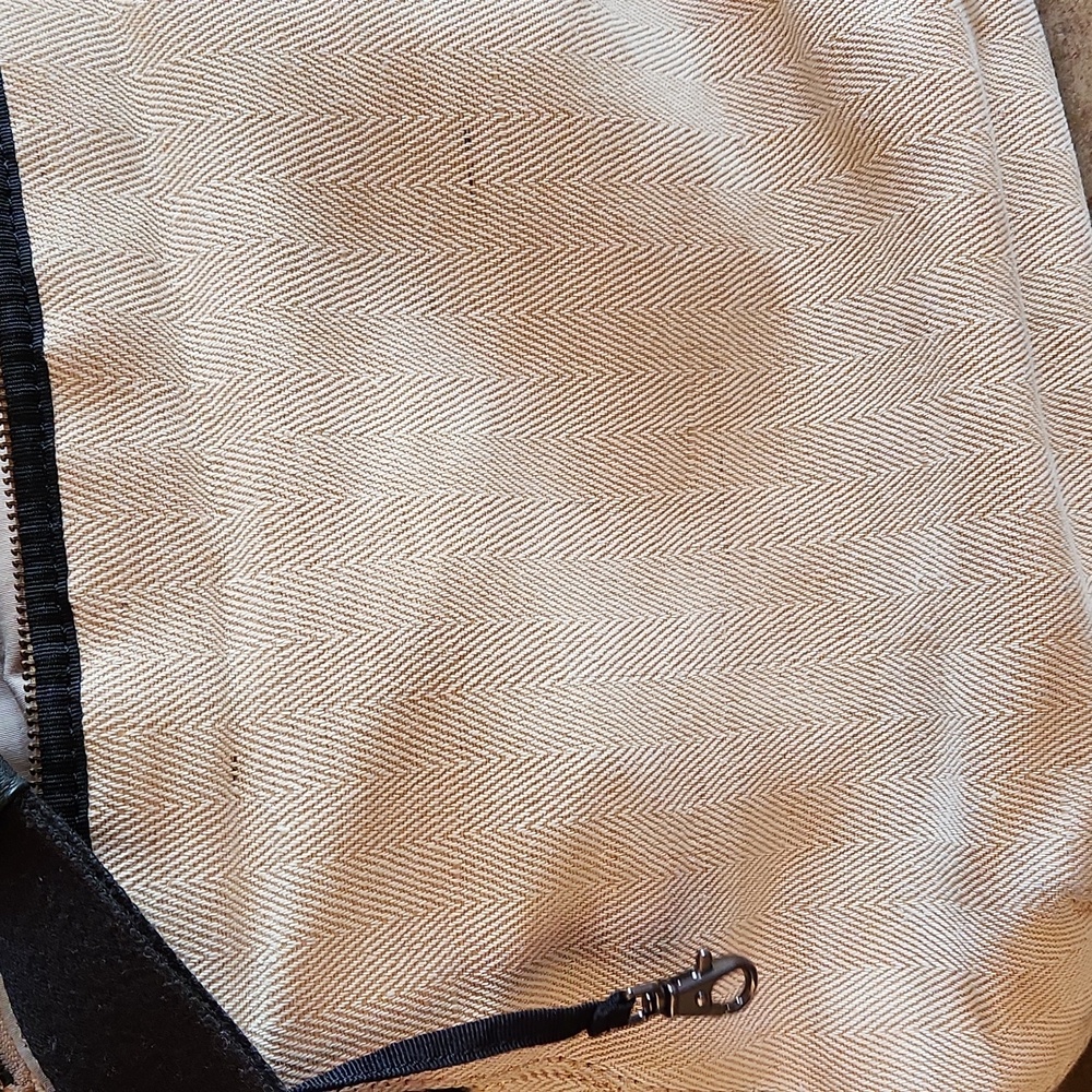 Kipling Tan With Black Accents Shoulder Bag - Picture 6 of 16